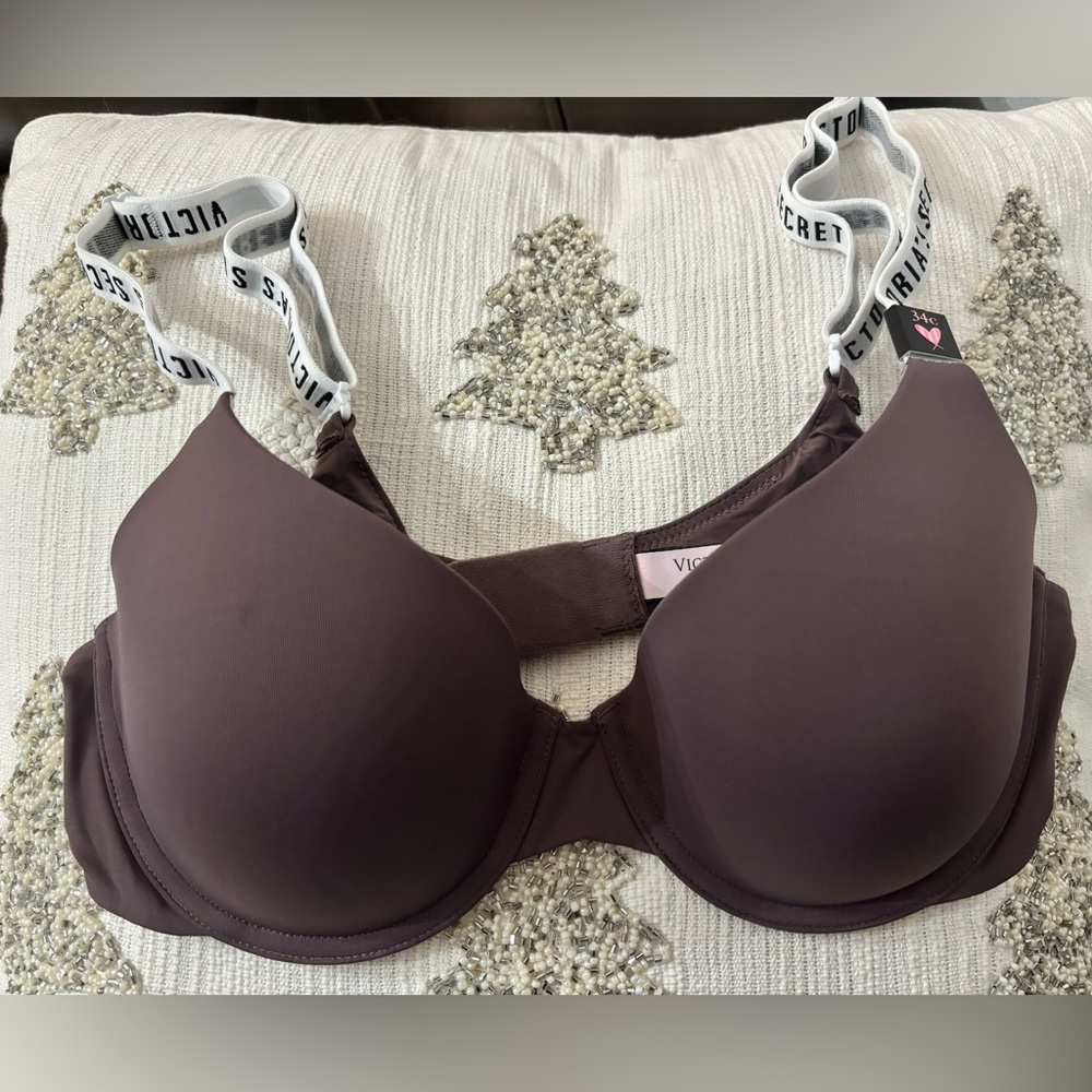 Victoria’s Secret THE T-SHIRT
Lightly-Lined Demi Bra